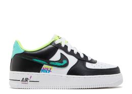 Nike: Белые кроссовки  Air Force 1