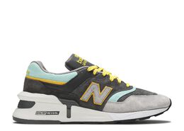 New Balance: Зелёные кроссовки  997