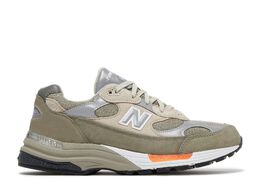 New Balance: Зелёные кроссовки  992