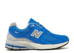 New Balance: Серебристые кроссовки  2002R