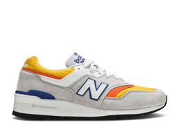 New Balance: Оранжевые кроссовки  997