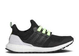 Adidas: Чёрные кроссовки  UltraBoost