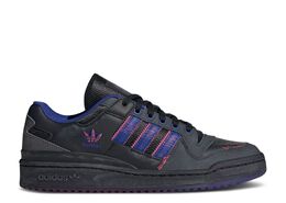 Adidas: Чёрные кроссовки  Forum 84