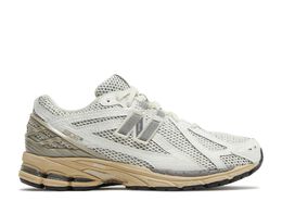 New Balance: Серые кроссовки  1906R