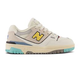 New Balance: Белые кроссовки  550