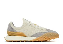 New Balance: Бежевые кроссовки  XC-72