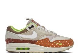 Nike: Бежевые кроссовки  WMNS Air Max 1