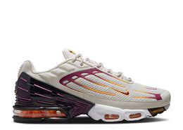 Nike: Серые кроссовки  Air Max Plus 3