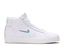 Nike: Белые кроссовки  Blazer Mid Premium