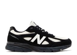New Balance: Чёрные кроссовки 