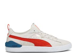 PUMA: Красные кроссовки  Suede