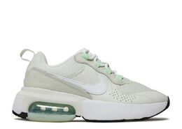 Nike: Белые кроссовки  Air Max Verona