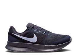 Nike: Фиолетовые кроссовки 