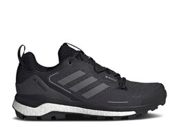 Adidas: Чёрные кроссовки  Terrex