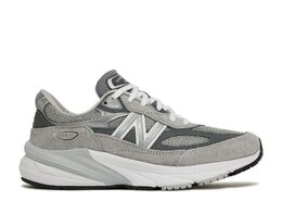 New Balance: Серые кроссовки 