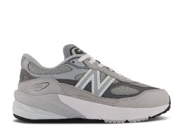 New Balance: Серые кроссовки 