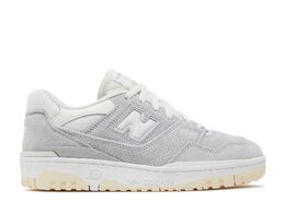 New Balance: Серые кроссовки  550