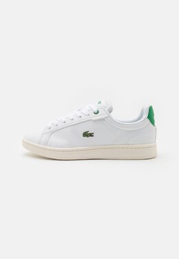 Lacoste: Белые кроссовки 