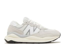 New Balance: Серые кроссовки  57/40