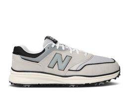 New Balance: Серые кроссовки 
