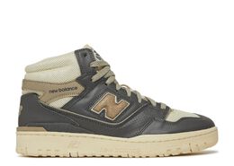 New Balance: Серые кроссовки 