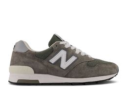 New Balance: Серые кроссовки 