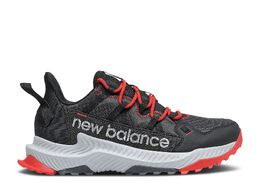 New Balance: Чёрные кроссовки  Shando