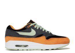 Nike: Серые кроссовки Air Max 1 Premium