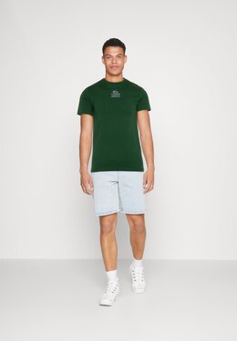 Lacoste: Футболка 