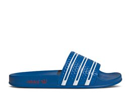 Adidas: Яркие кроссовки  Adilette