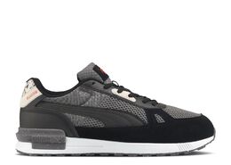PUMA: Тёмные кроссовки 