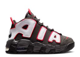 Nike: Красные кроссовки  Air More Uptempo