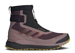 Adidas: Розовые кроссовки  Terrex Free Hiker