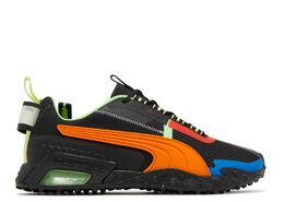 PUMA: Чёрные кроссовки 