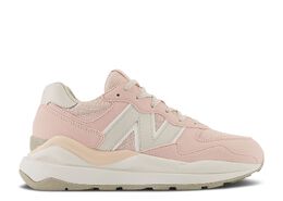 New Balance: Розовые кроссовки  57/40