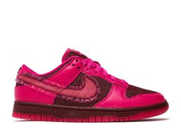 Nike: Розовые кроссовки  Dunk Low