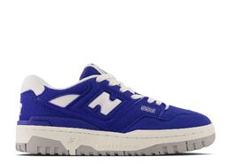 New Balance: Синие кроссовки  550