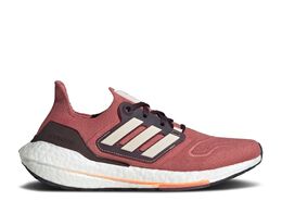 Adidas: Красные кроссовки  UltraBoost