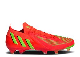 Adidas: Красные кроссовки  Predator