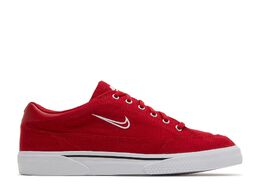 Nike: Красные кроссовки  Retro
