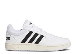 Adidas: Белые кроссовки  Hoops