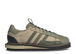 Adidas: Коричневые кроссовки 