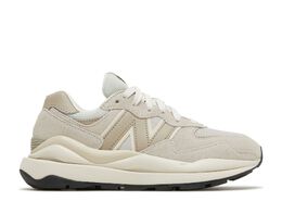 New Balance: Коричневые кроссовки  57/40
