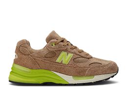 New Balance: Коричневые кроссовки 992