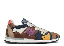 New Balance: Коричневые кроссовки  770