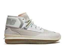 New Balance: Коричневые кроссовки 