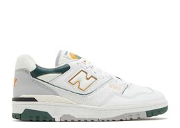 New Balance: Зелёные кроссовки  550