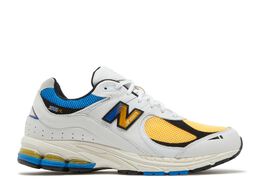 New Balance: Белые кроссовки  2002R