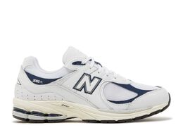 New Balance: Белые кроссовки  2002R