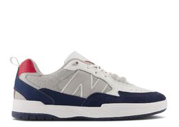 New Balance: Белые кроссовки 